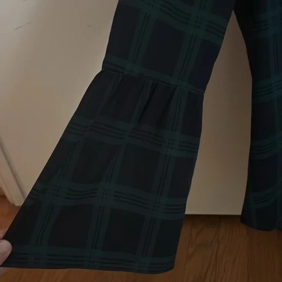 J. Crew Plaid Shirt Blouse Bell Sleeves Small - Picture 4 of 6